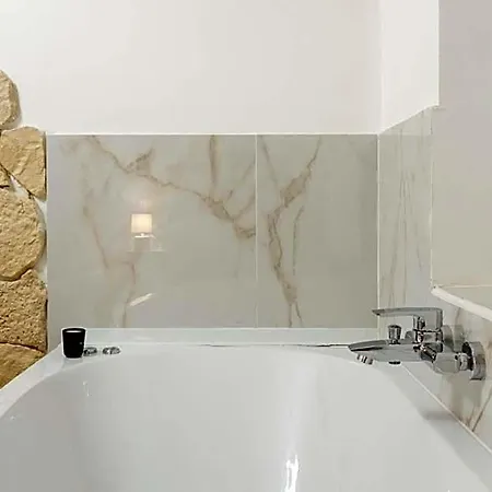 Bed & Breakfast Fior Di Loto 4*